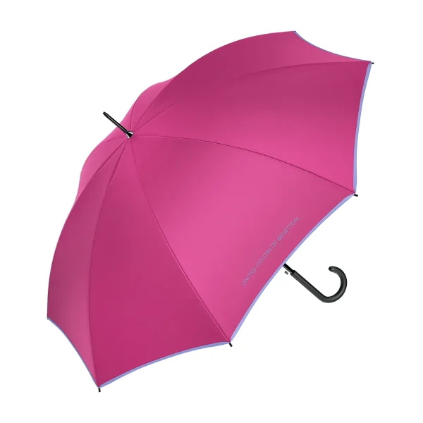 Paraguas largo con apertura automática, ligero y de alta calidad. Es un paraguas antiviento gracias a las varillas de fibra de vidrio. Tiene un tejido pongee de alta calidad que es extra resistente al agua. Cuenta con 8 varillas de 58,5 cm, 86 cm de largo y diametro de 105 cm.