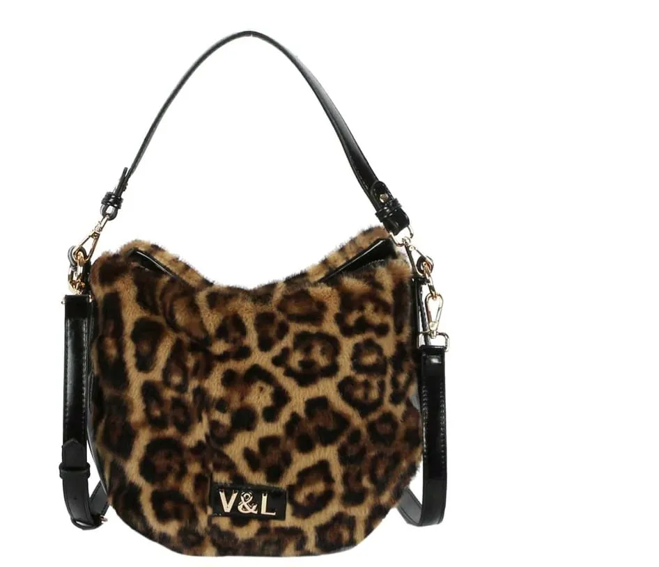 Minifalda con tachuelas, con cintura elástica, ajuste regular.